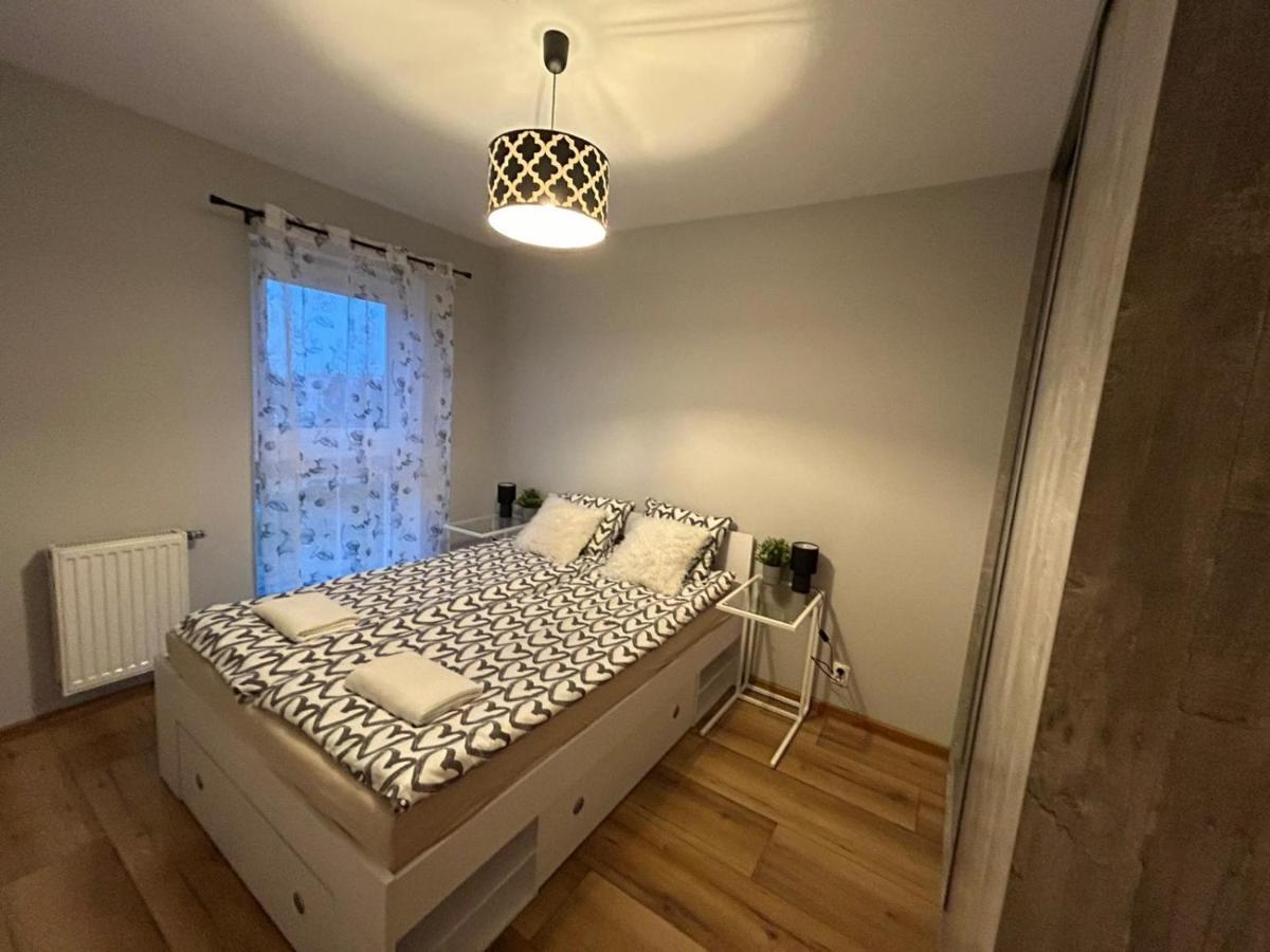 Gingerbread Apartment Торунь Экстерьер фото